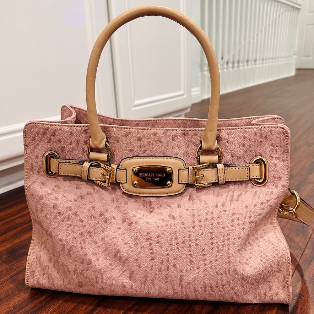Michael Kors Satchel Crossbody - Pink